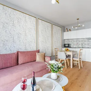 https://grobla-by-happy-7-apartments.gdanskhotel.org